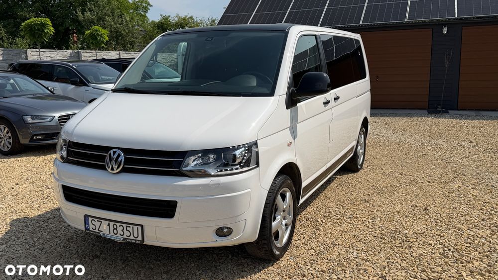 Volkswagen Multivan - 1