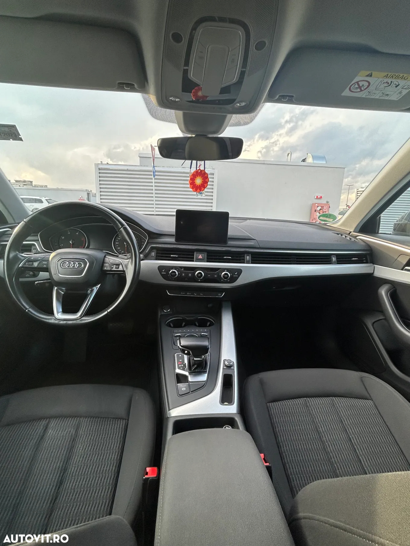 Audi A4 Avant 2.0 TDI S tronic - 9