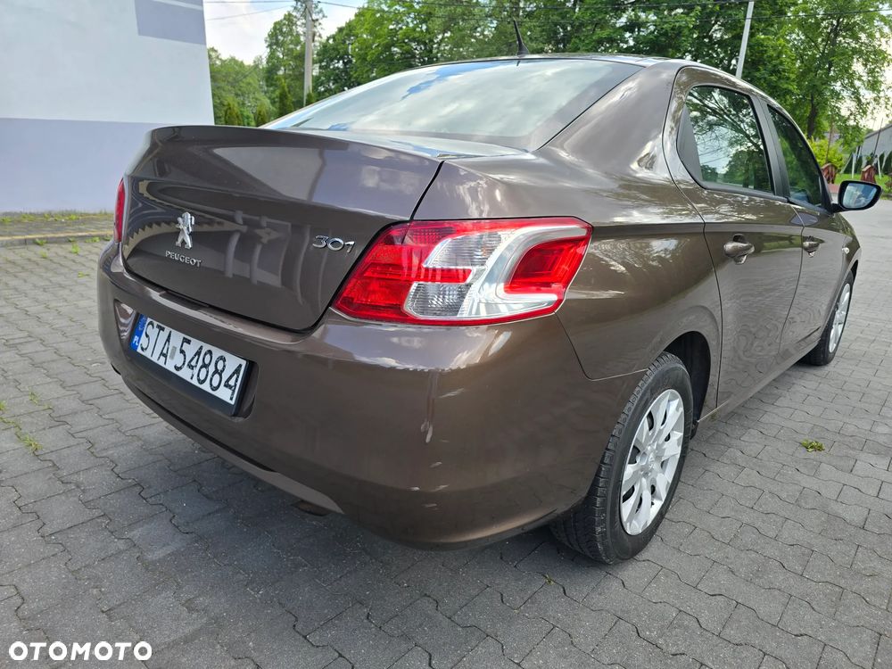 Peugeot 301 1.6 HDi Active - 8