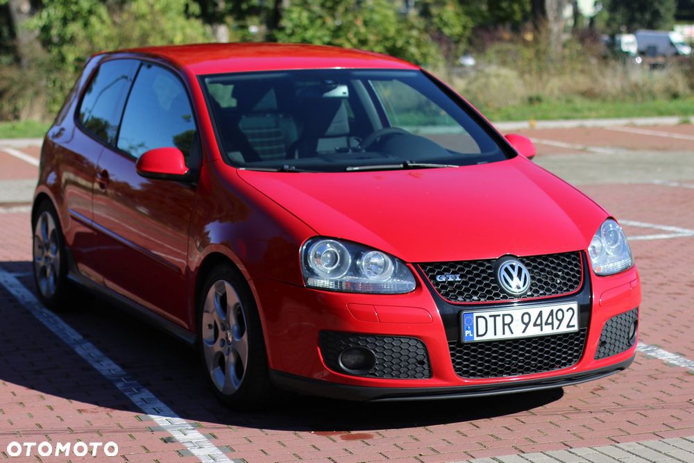 Volkswagen Golf - 3