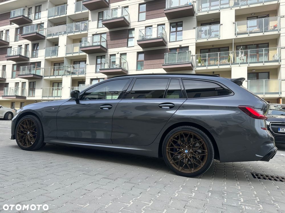 BMW Seria 3 320d xDrive mHEV - 13