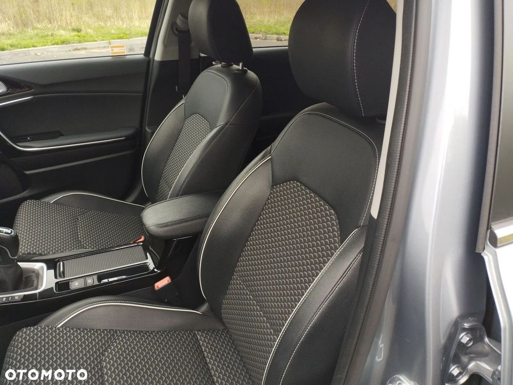 Kia Ceed 1.5 T-GDI Tribute - 11