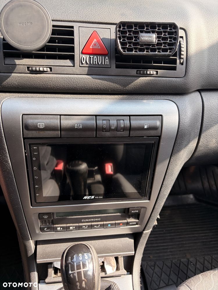 Skoda Octavia 1.8T Celebrate - 18