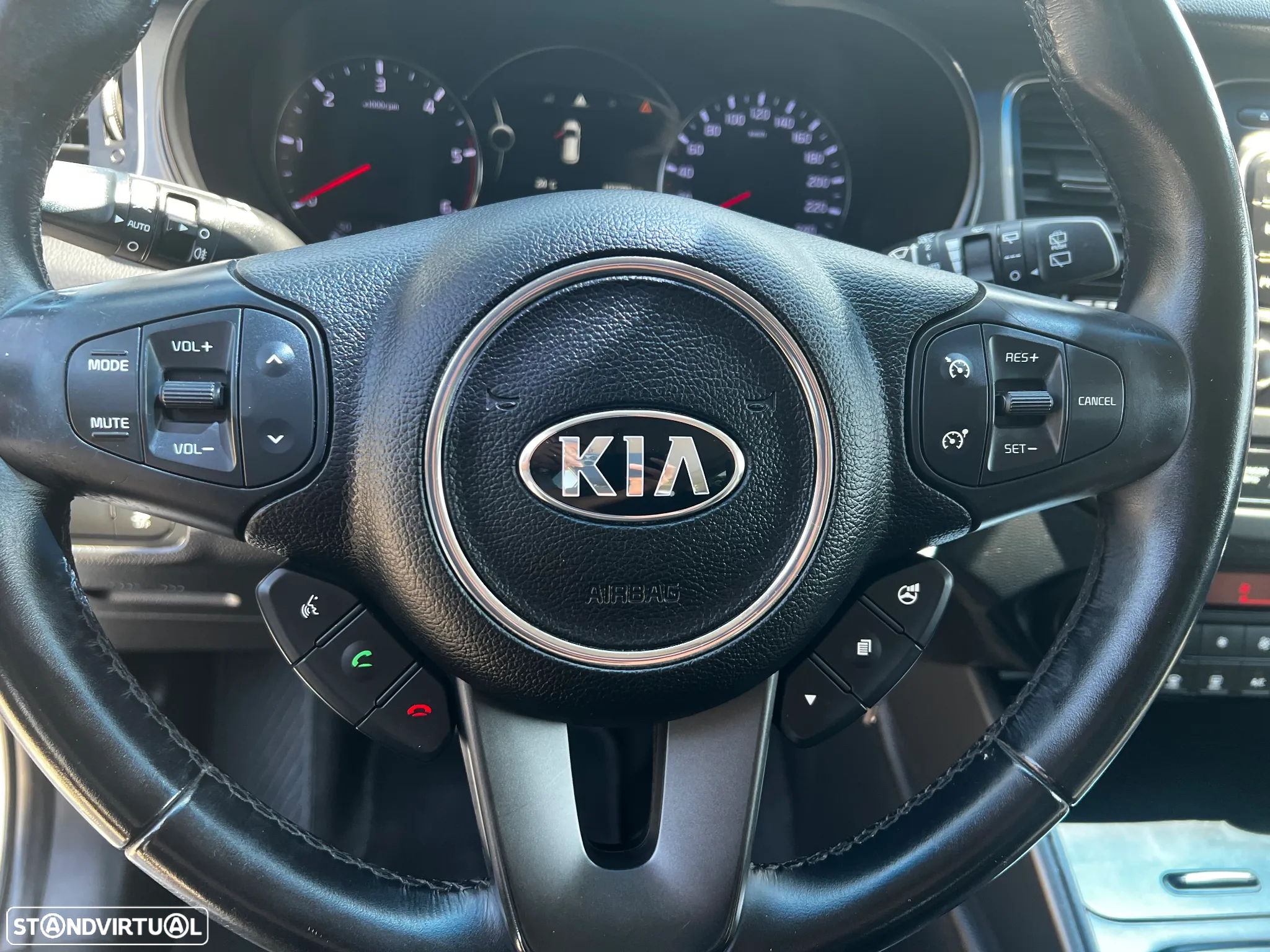 Kia Carens 1.7 CRDi ISG TX - 53