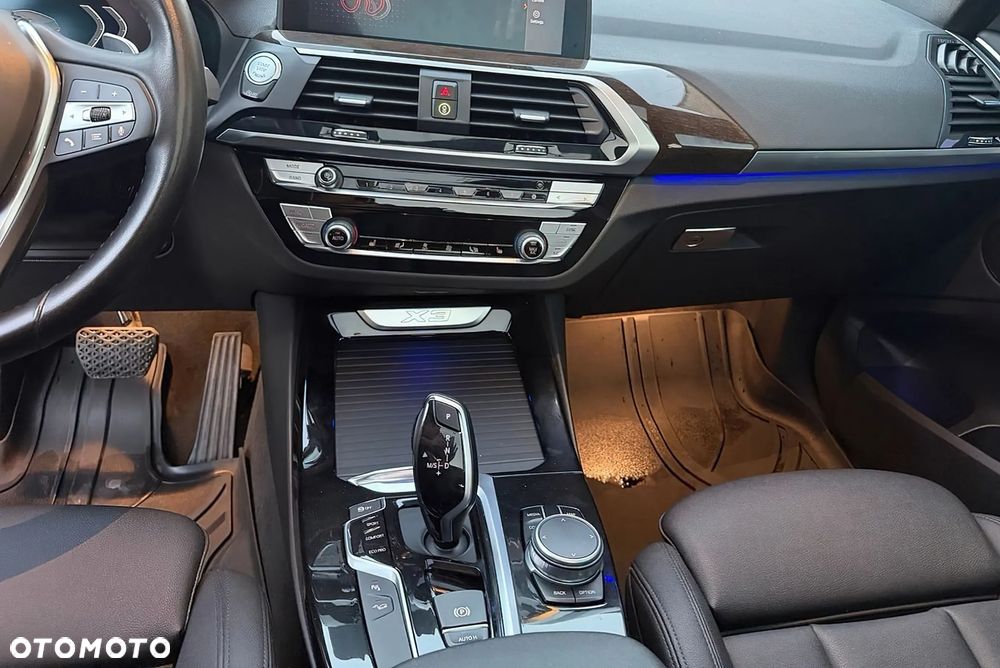 BMW X3 xDrive30i xLine - 11
