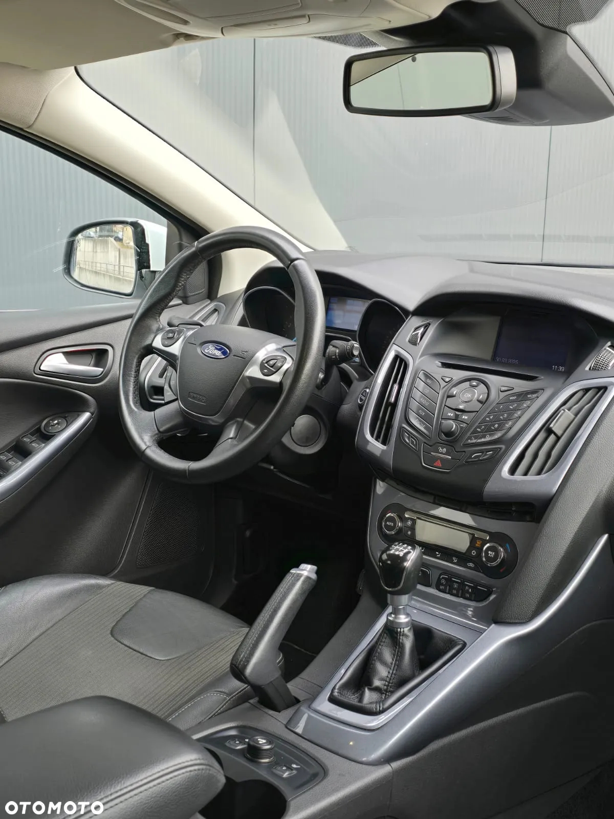 Ford Focus 1.0 EcoBoost Hybrid TITANIUM X - 10