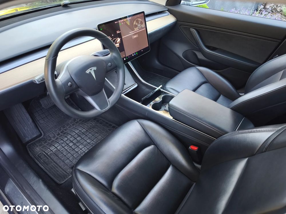 Tesla Model 3 Standard Reichweite Plus Hinterradantrieb - 6