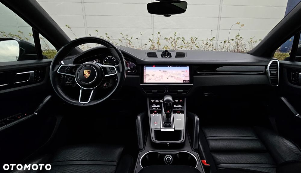 Porsche Cayenne - 14