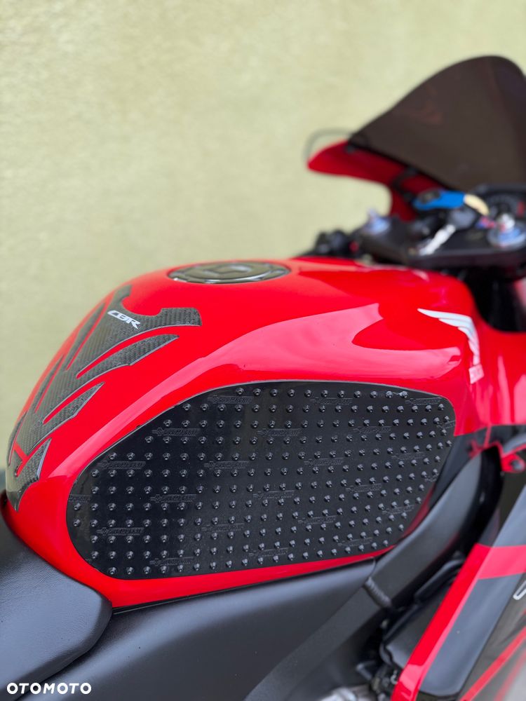 Honda CBR - 16