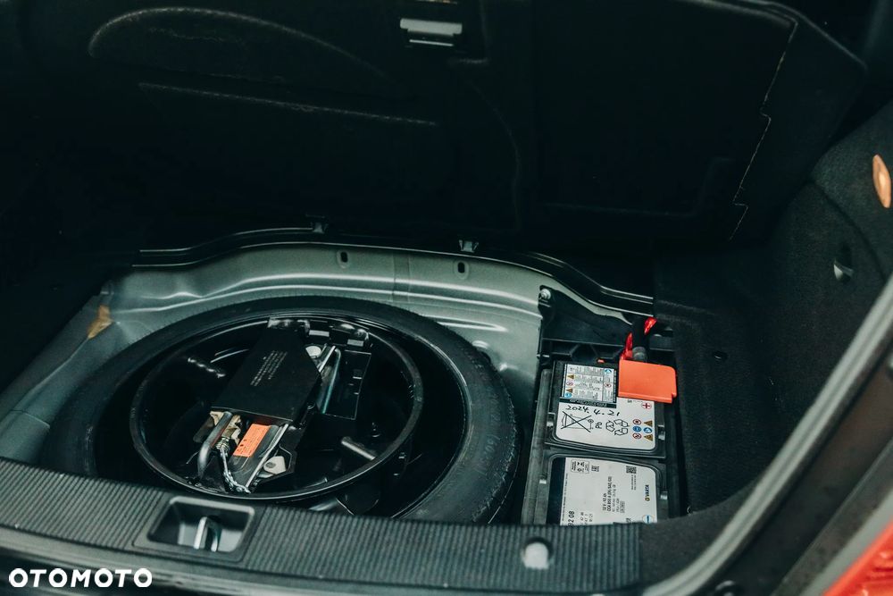 Mercedes-Benz Klasa C 63 AMG 7G-TRONIC SPORT EDITION - 15