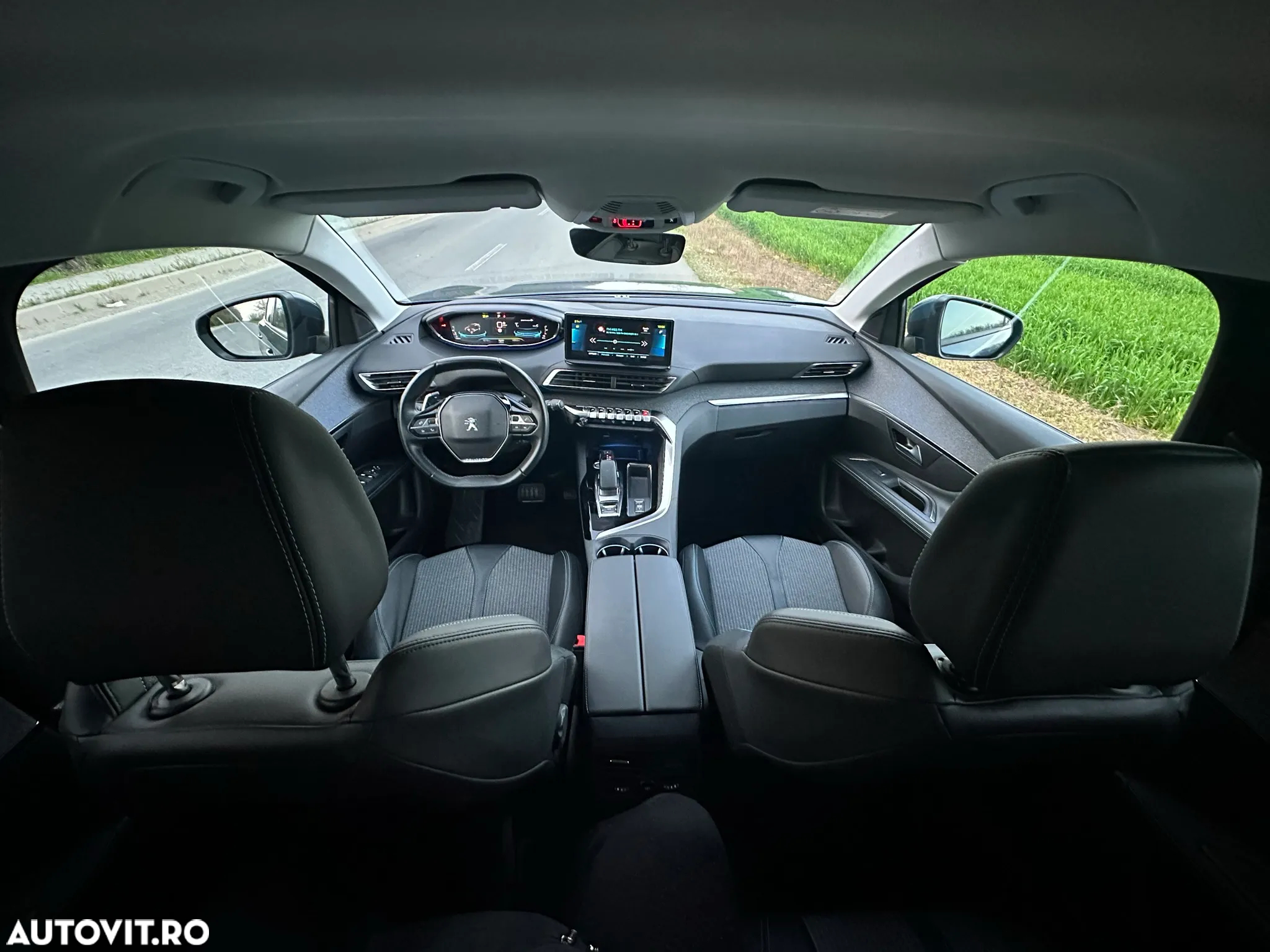 Peugeot 3008 Plug-In Hybrid 225 e-EAT8 Allure Pack - 9