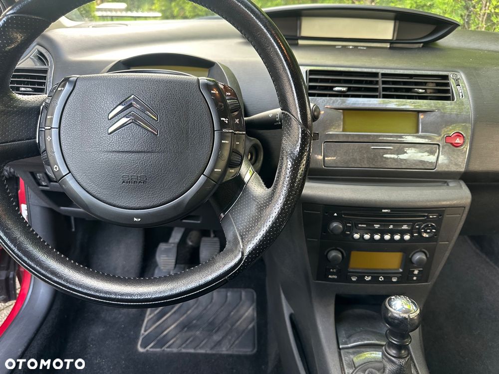Citroën C4 2.0 HDi Exclusive - 19
