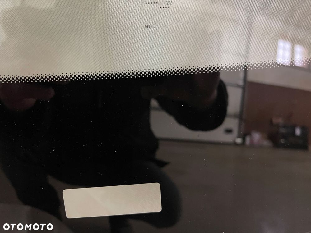 mercedes c w205 sedan szyba przednia hud po 2014 - 4