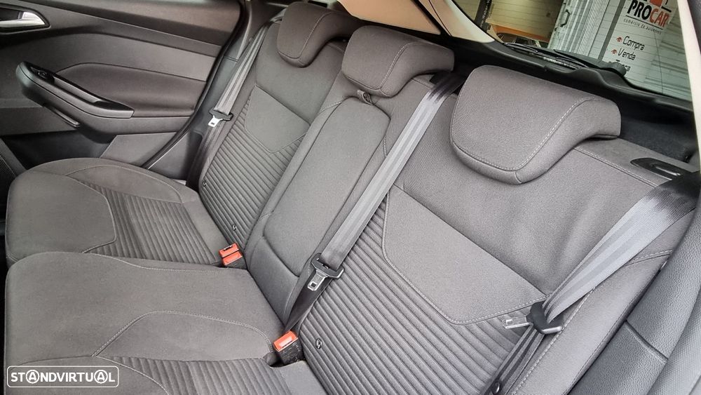 Ford Focus 1.0 EcoBoost Titanium - 5