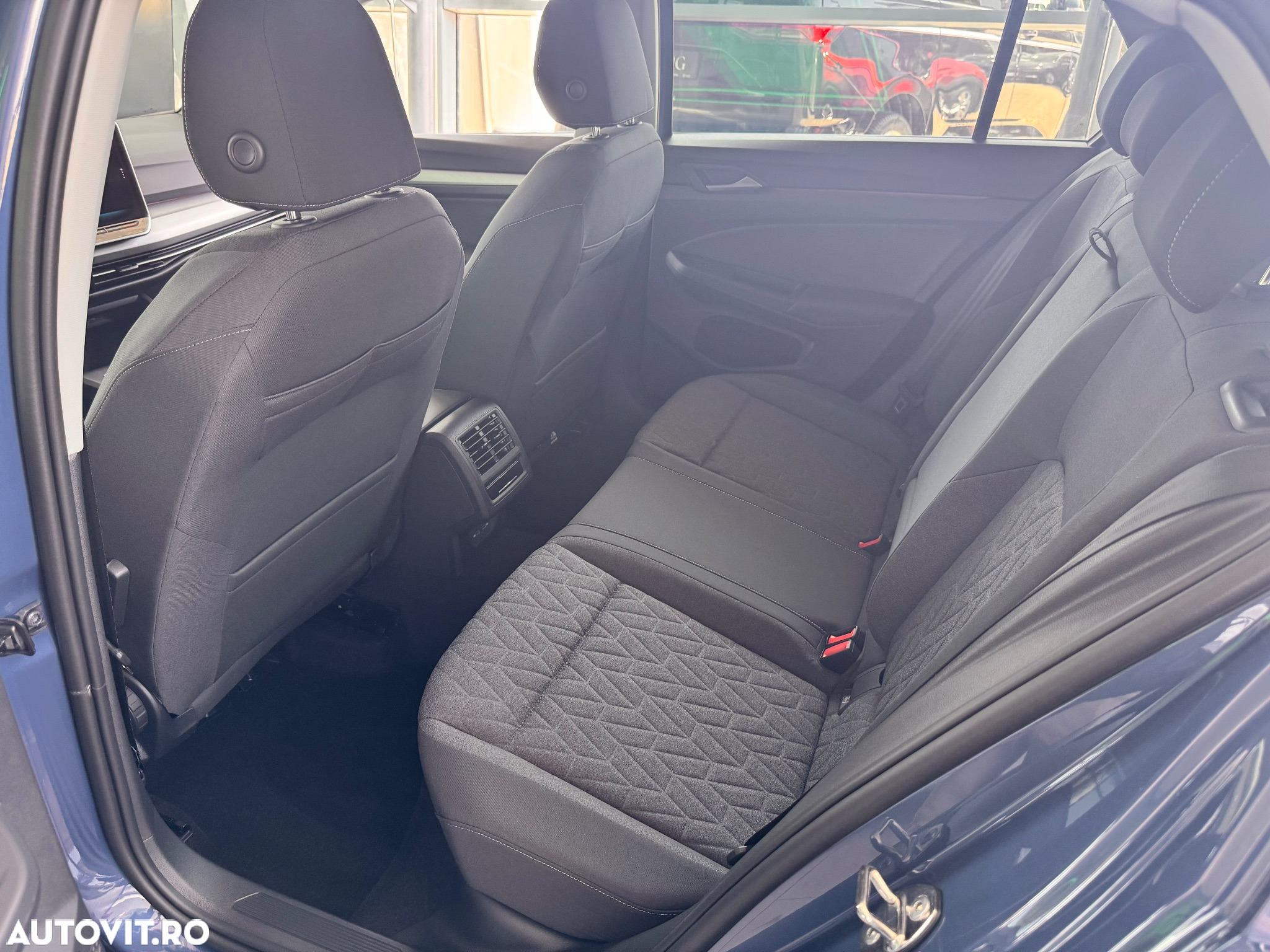 Volkswagen Golf 1.5 TSI eHybrid DSG PHEV Life - 8