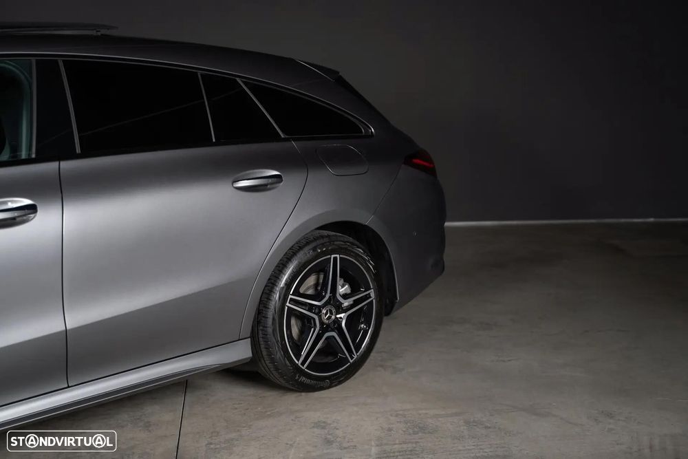 Mercedes-Benz CLA 250 e Shooting Brake AMG Line - 13