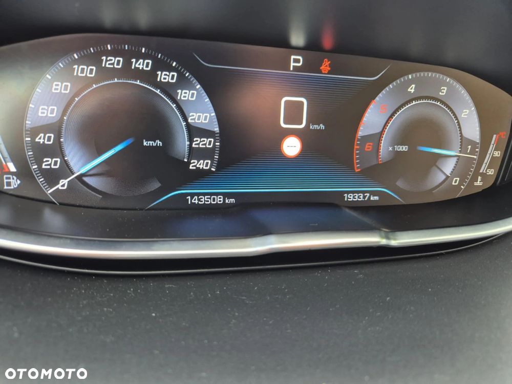 Peugeot 3008 1.5 BlueHDi Allure Pack S&S EAT8 - 18