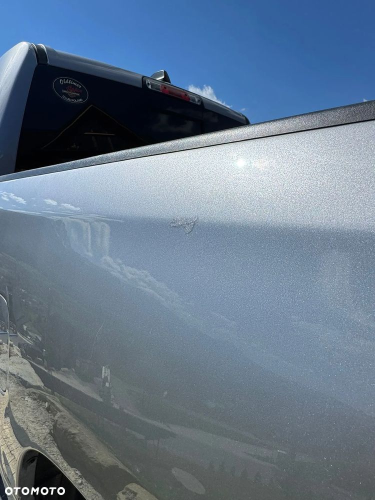 Dodge RAM 1500 5.7 4x4 - 19