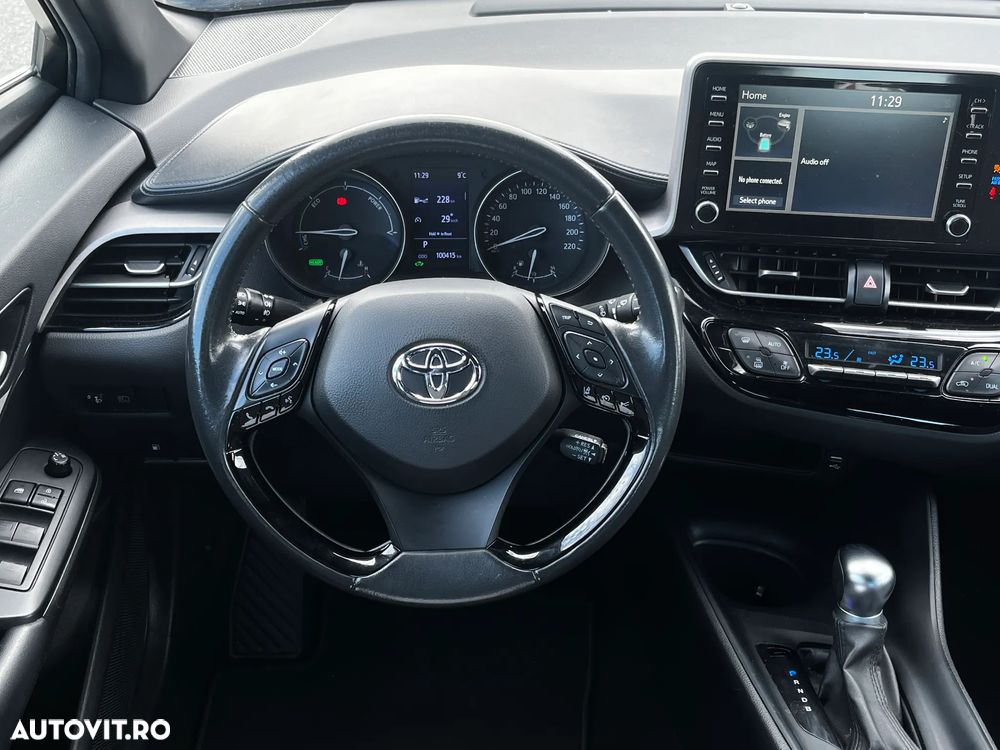 Toyota C-HR - 13