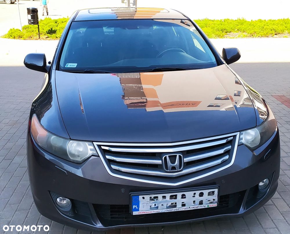 Honda Accord - 1