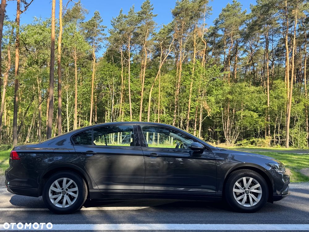 Volkswagen Passat 1.5 TSI EVO Essence DSG - 8
