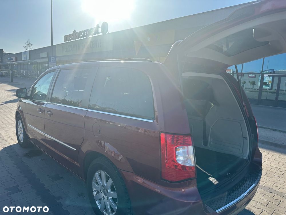 Chrysler Town & Country 3.6 Touring - 17