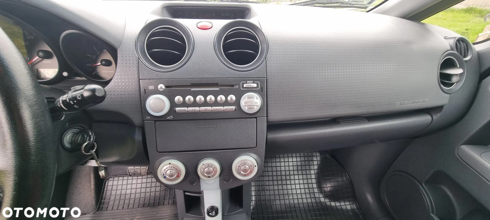 Mitsubishi Colt - 11