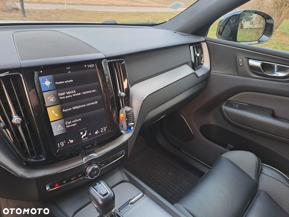 Volvo XC 60 T4 Geartronic RDesign - 23