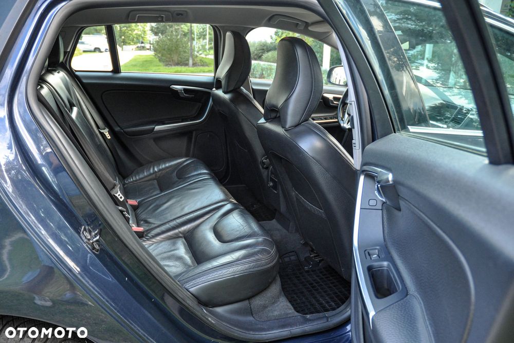 Volvo V60 - 12