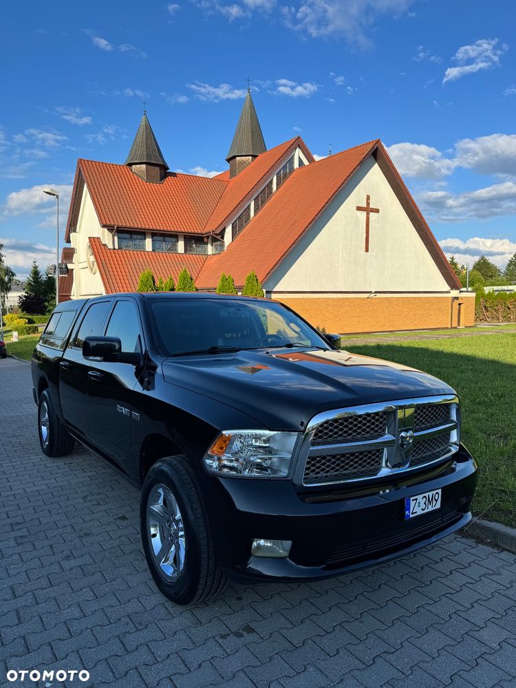 Dodge RAM 5.7 4x4 - 2
