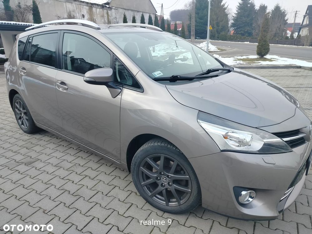 Toyota Verso 1.8 Premium 7os - 1