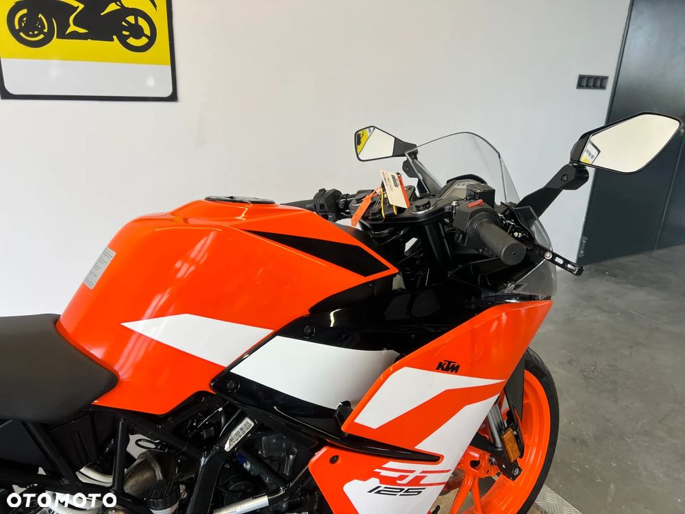KTM RC 125 - 27