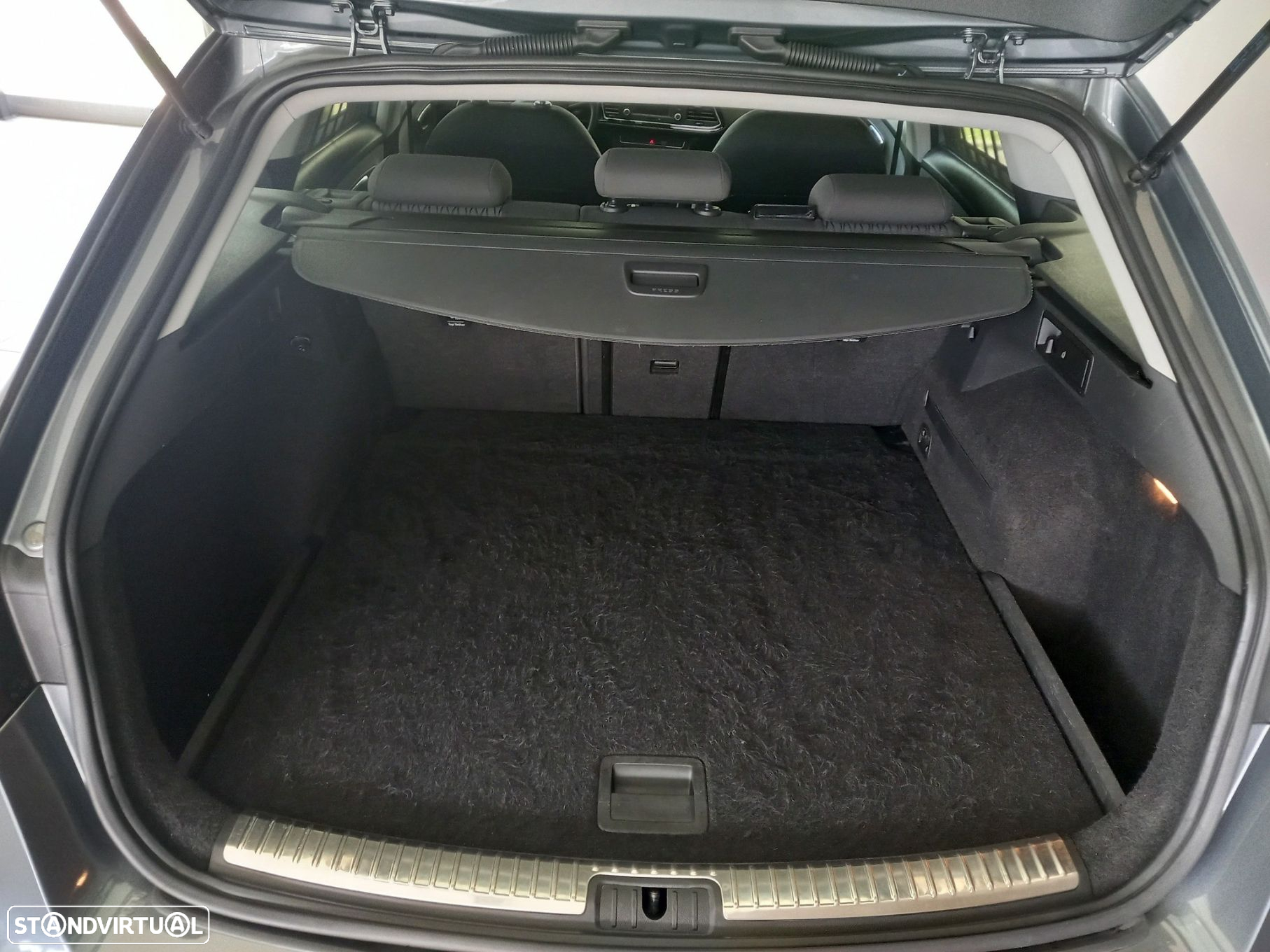 SEAT Leon ST 1.6 TDI Style Ecomotive - 5