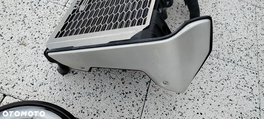 HONDA CB10006 SC80 LAMPA PRZÓD REFLEKTOR CHŁODNICA OSŁONA CHŁODNICY OWIEWKA BOCZEK - 3