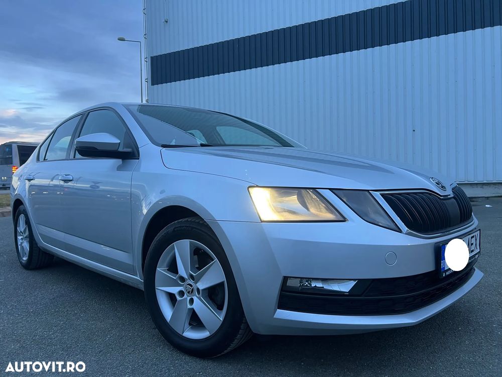 Skoda Octavia 1.6 TDI Style - 8