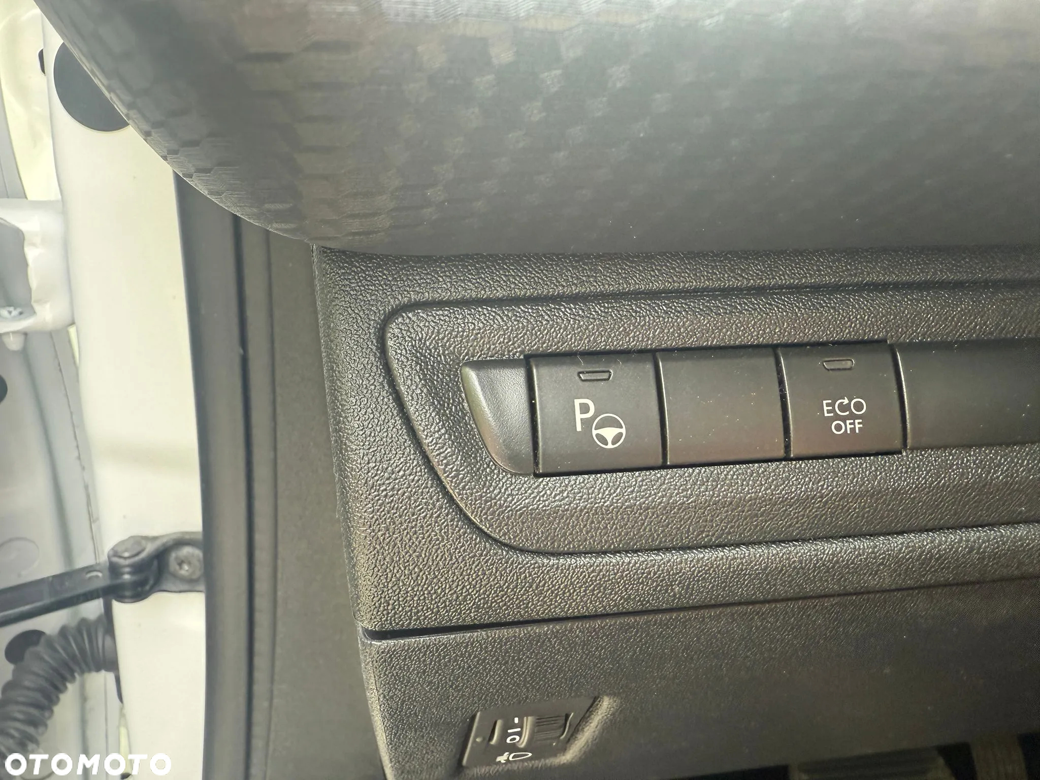 Peugeot 2008 1.2 Pure Tech Crossway S&S EAT6 - 21