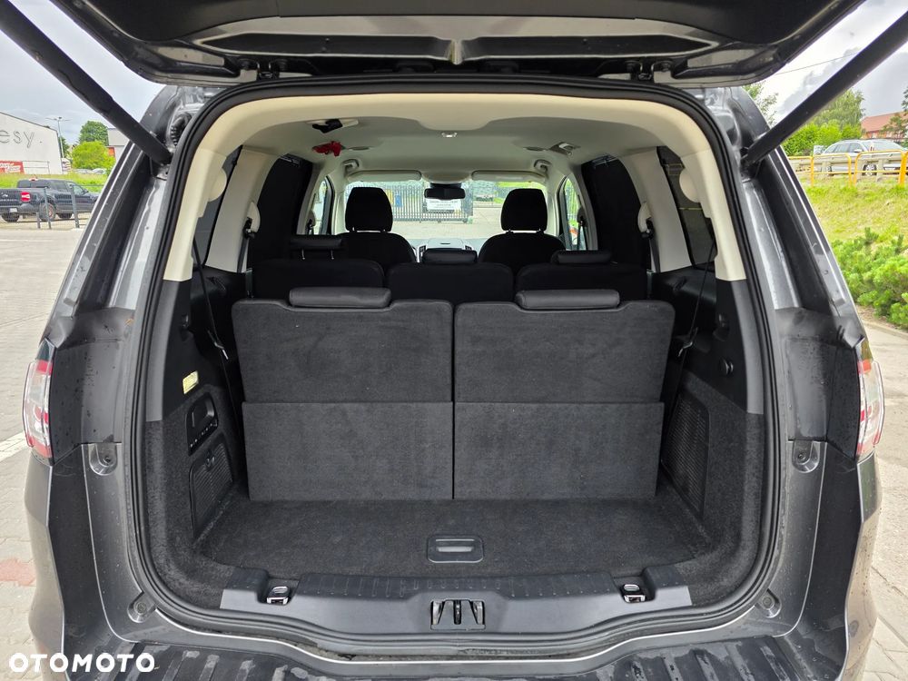 Ford Galaxy - 7
