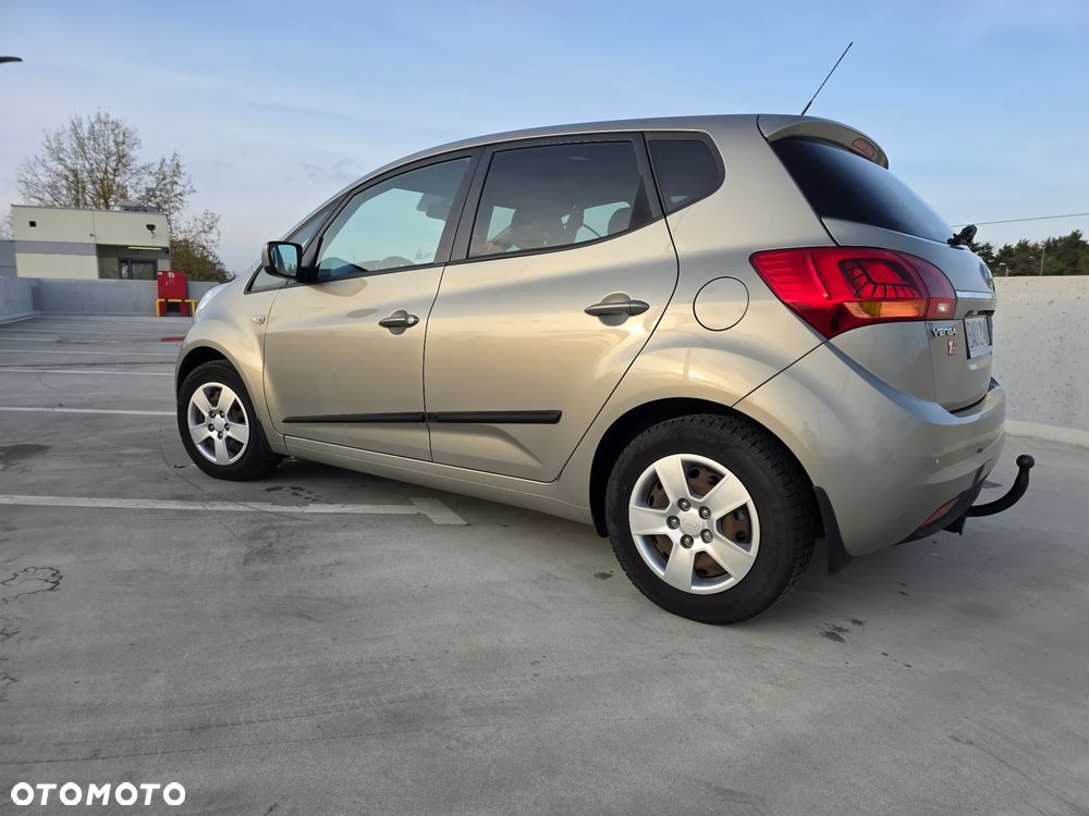 Kia Venga 1.4 Business Line - 6