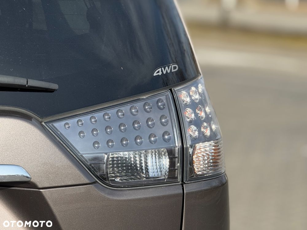 Mitsubishi Outlander 2.2 DI-D 4WD TC-SST Instyle - 17