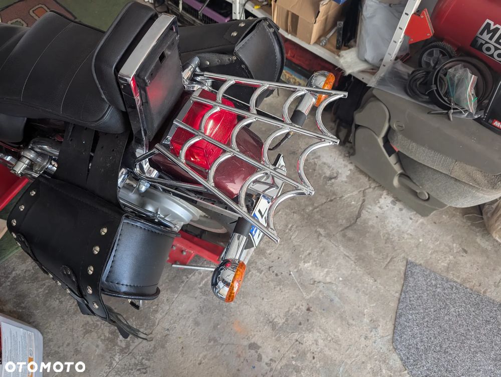 Suzuki Intruder - 8