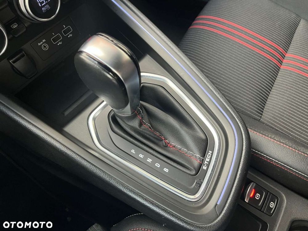 Renault Clio E-TECH 140 R.S LINE - 19
