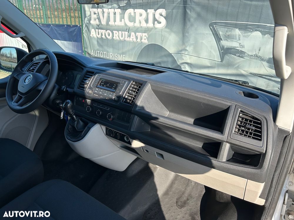 Volkswagen Transporter - 18