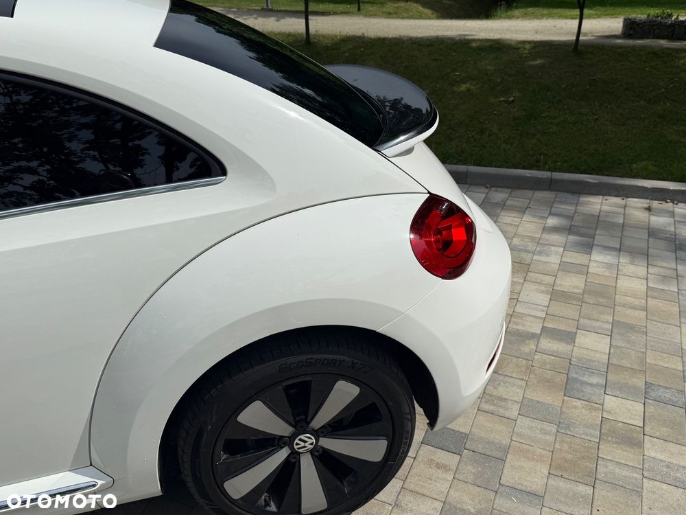 Volkswagen Beetle 2.0 TDI DPF Sport - 25