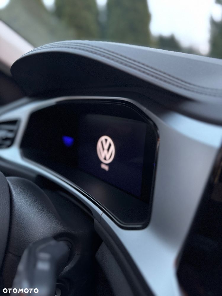 Volkswagen T-Roc 1.5 TSI Life Plus DSG - 24