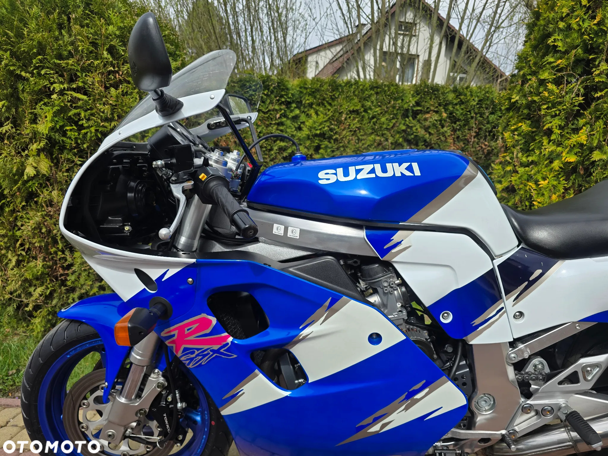 Suzuki GSX-R - 10