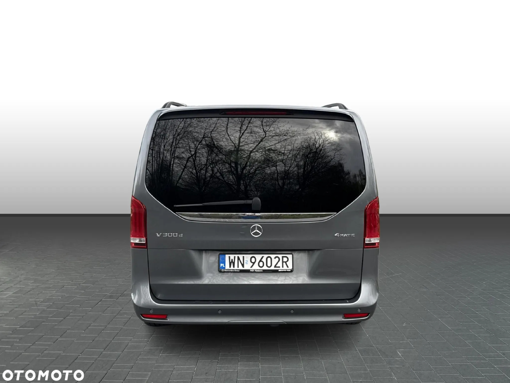Mercedes-Benz Klasa V 300 d 4-Matic Exclusive 9G-Tronic (d³ugi) - 4