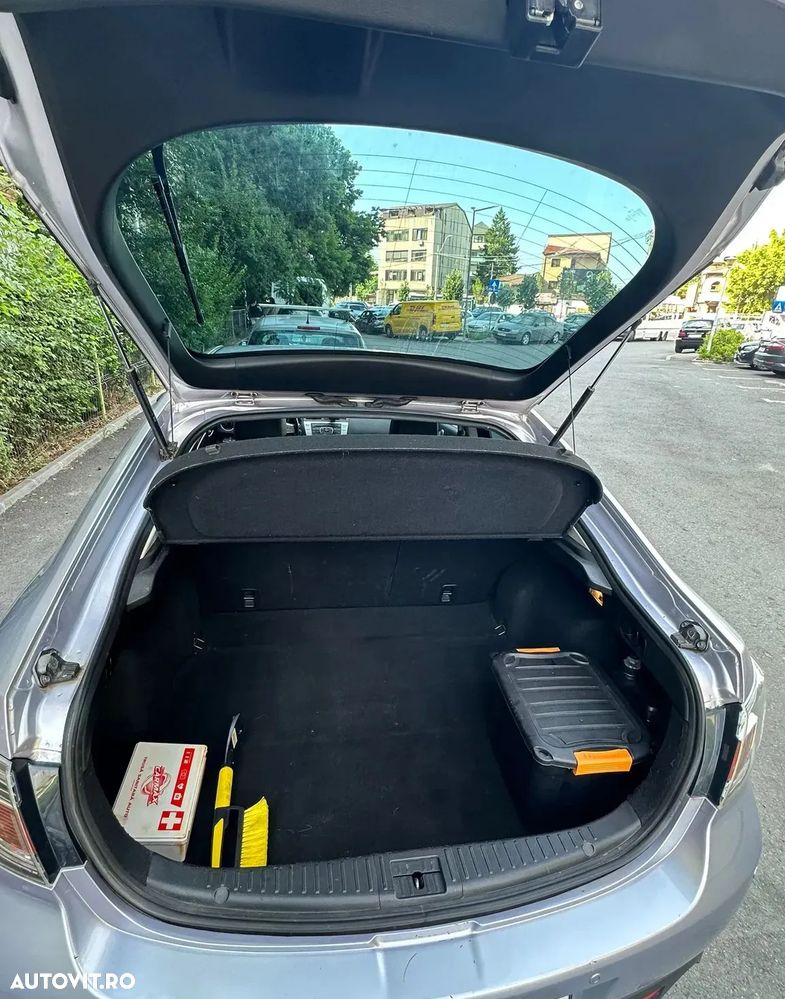 Mazda 6 - 12