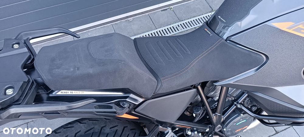 KTM Adventure - 24