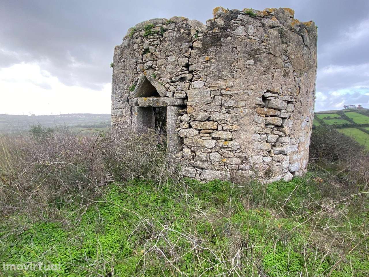 MOINHO TRADICIONAL COM TERRENO RÚSTICO - ST.ESTEVÃO DAS GALÉS - Grande imagem: 3/6