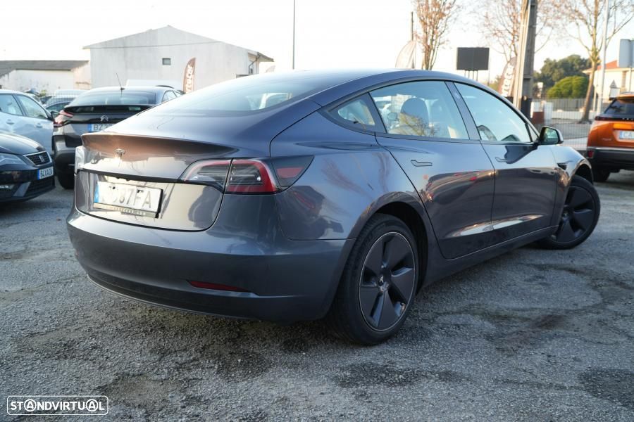 Tesla Model 3 Long Range Tração Traseira - 5